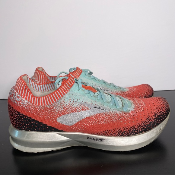 brooks levitate 2 women's size 8
